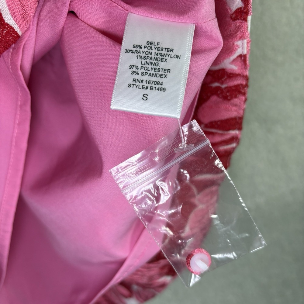 Pomander Place Red and Pink Floral Puff-Sleeve Blouse - Picture 7 of 10